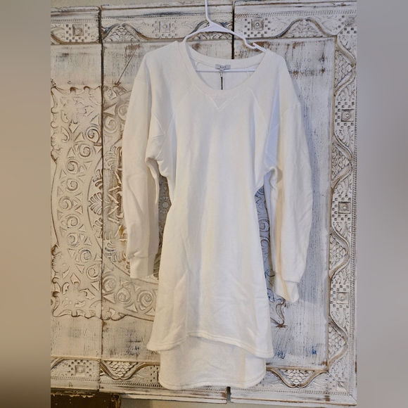 Dresses & Skirts - Lg sweatshirt dress  open back design, loose fit on top part ribbed round NWT